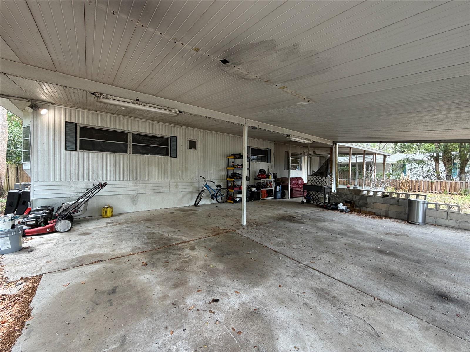 SEMINOLE RACEWAY 1ST ADD - Residential