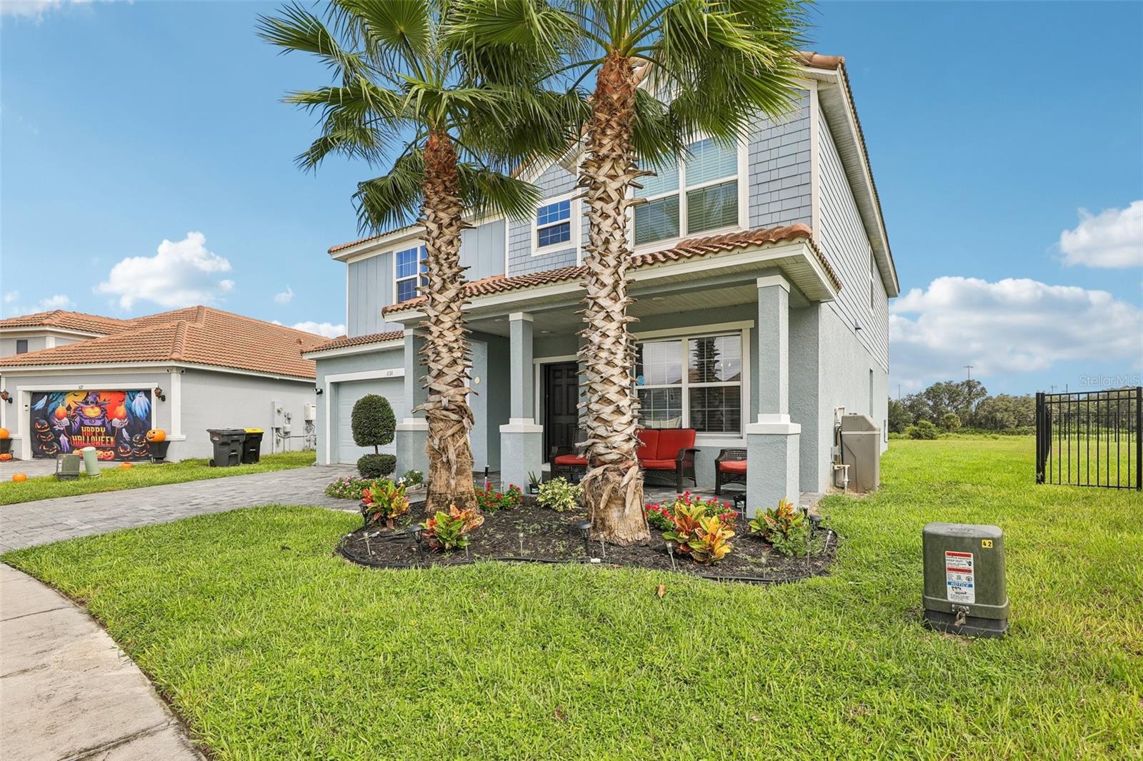 1131 OAK BLUFF DRIVE