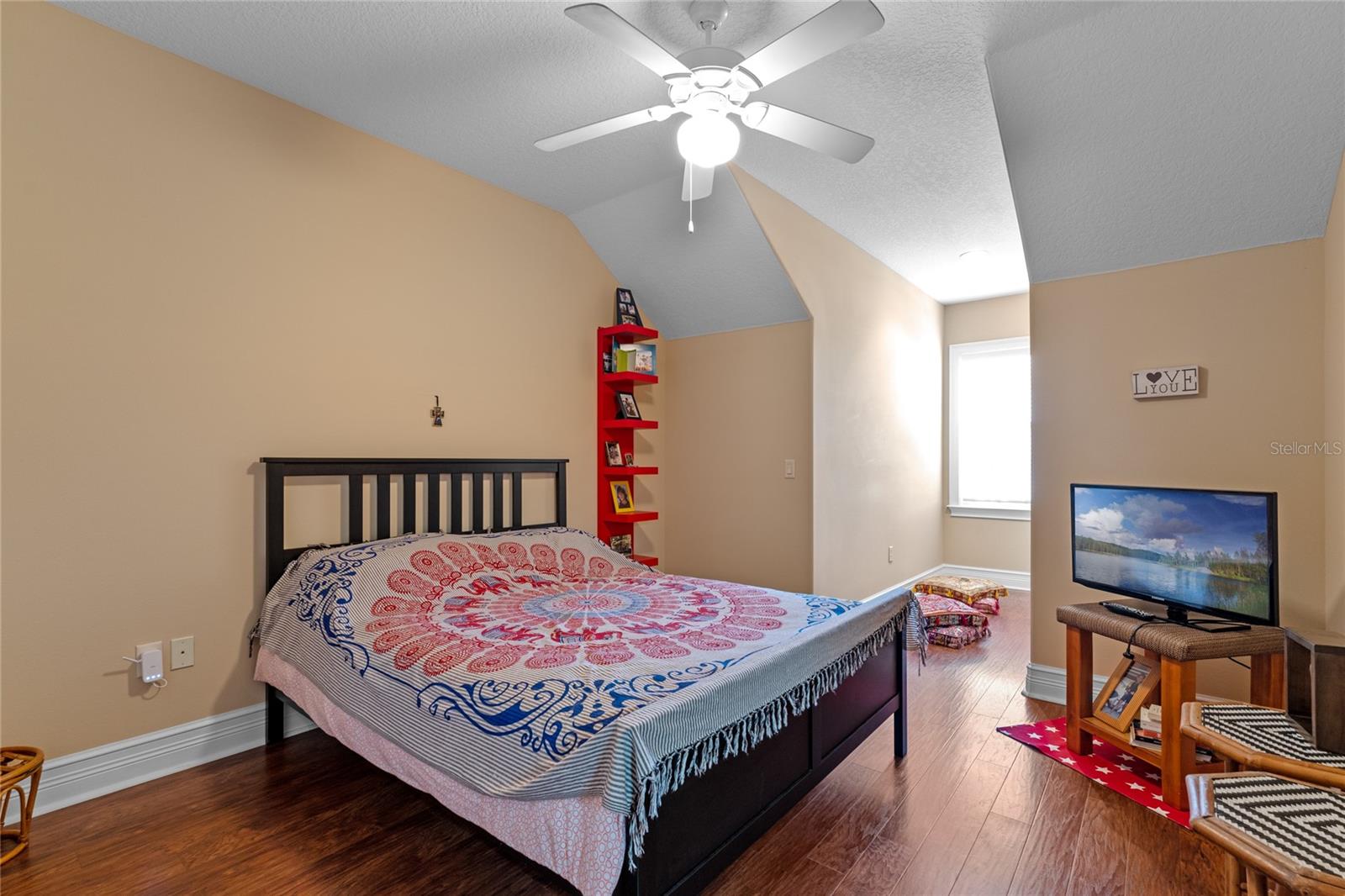 LAKEWOOD RANCHES - Residential