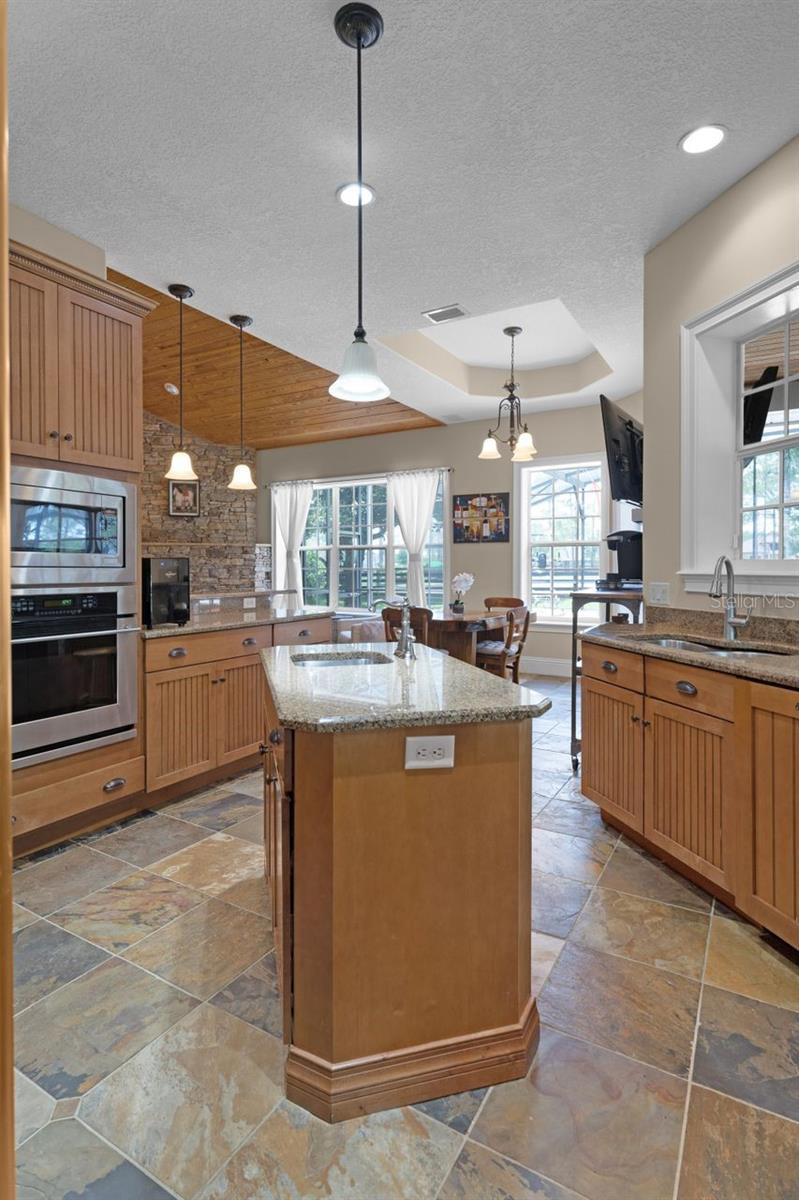 LAKEWOOD RANCHES - Residential