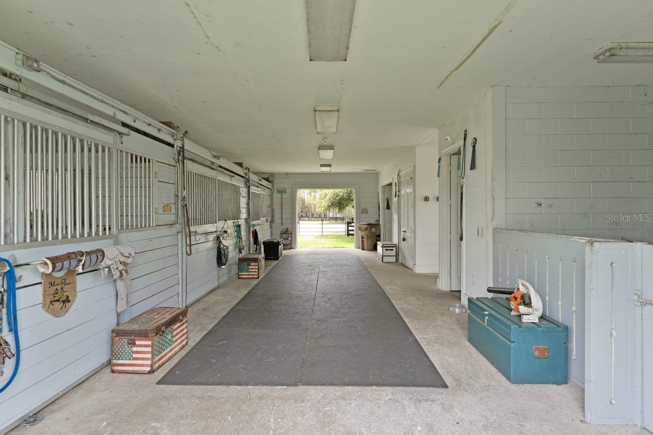 LAKEWOOD RANCHES - Residential