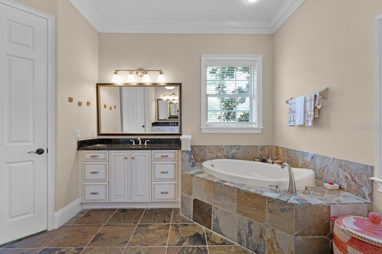 LAKEWOOD RANCHES - Residential