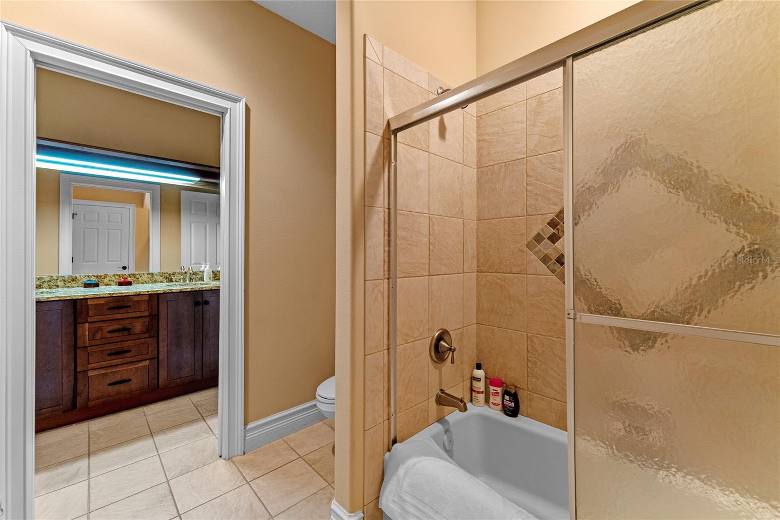 LAKEWOOD RANCHES - Residential