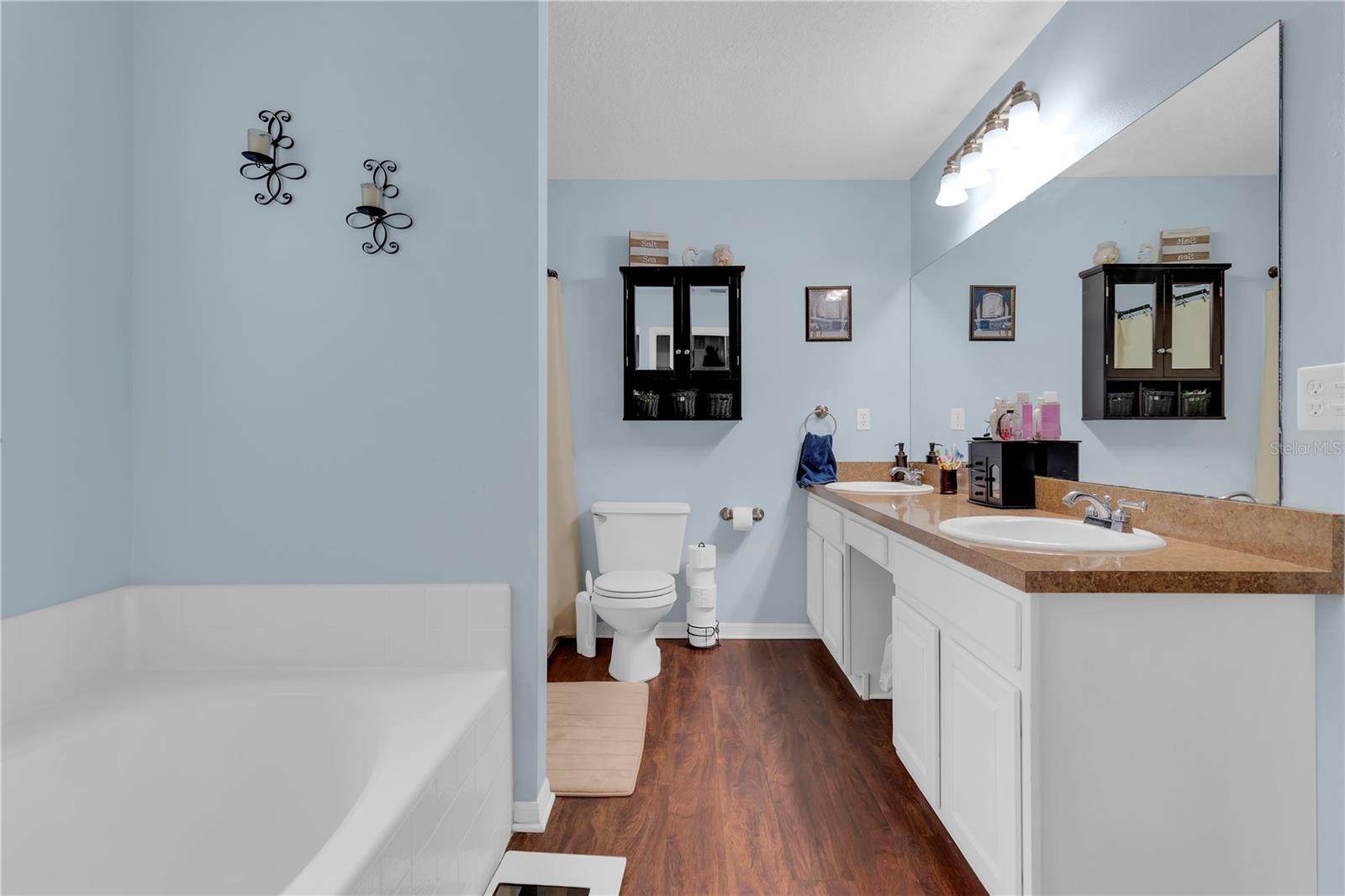 PAMALA OAKS PH 2 - Residential