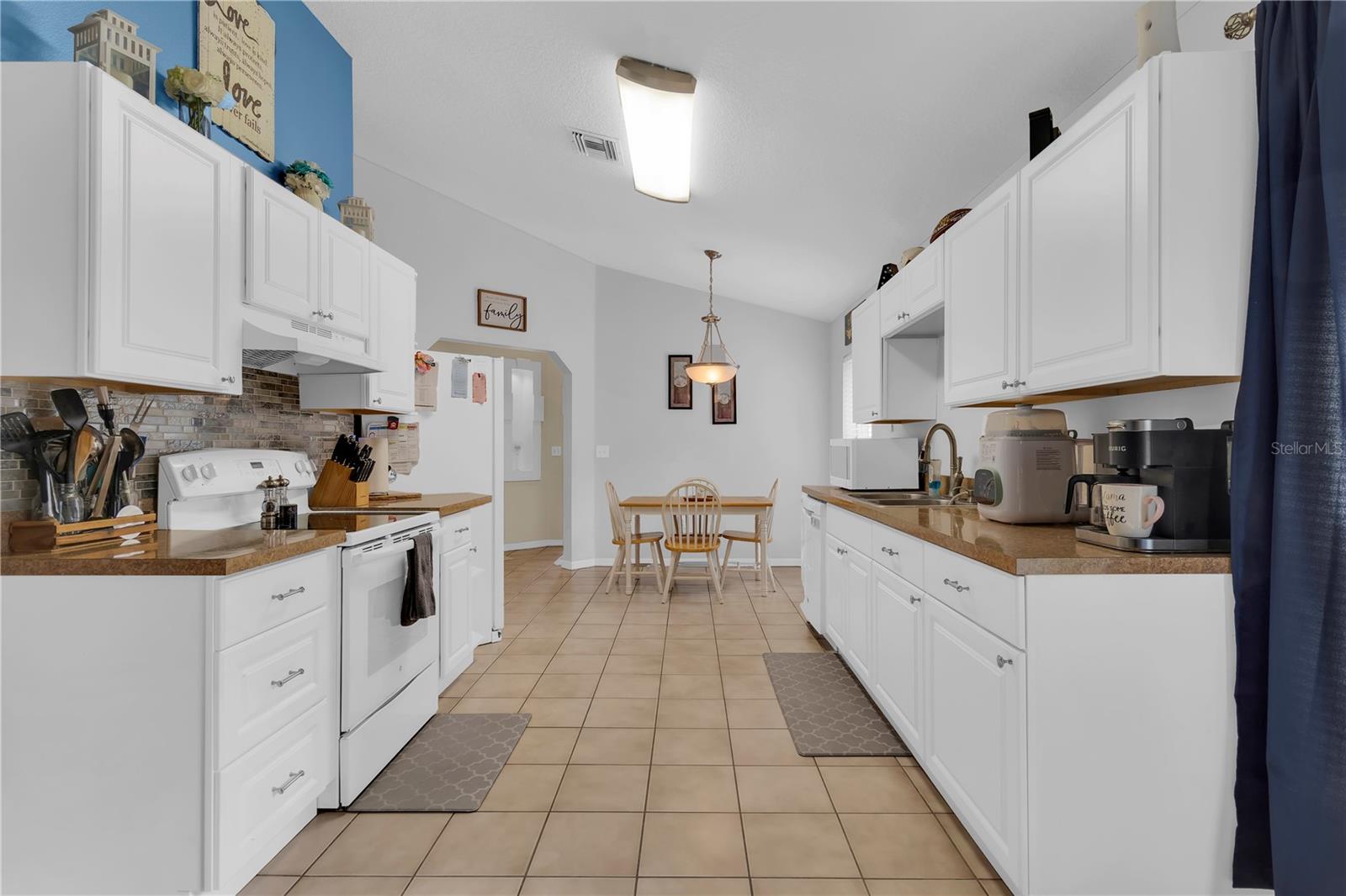 PAMALA OAKS PH 2 - Residential