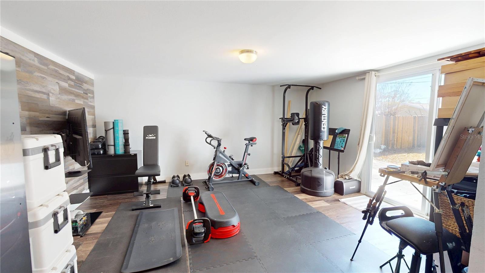 DUNEDIN ISLES COUNTRY CLUB - Residential