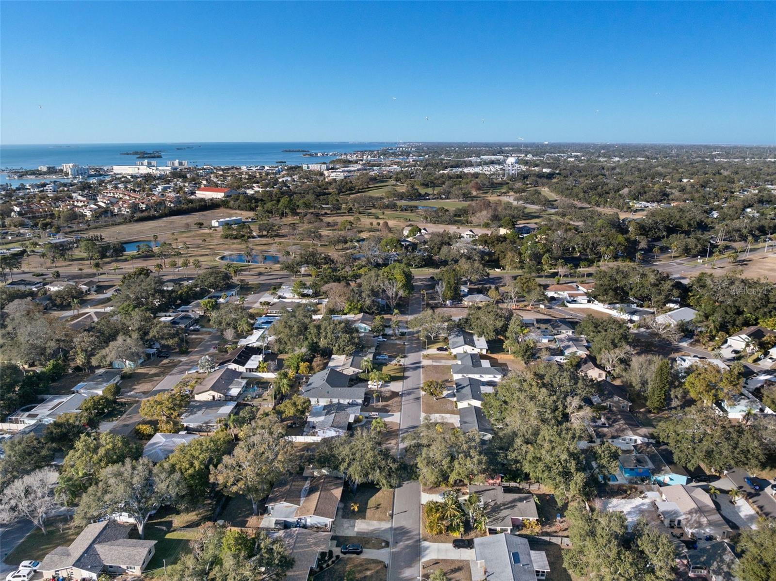 DUNEDIN ISLES COUNTRY CLUB - Residential