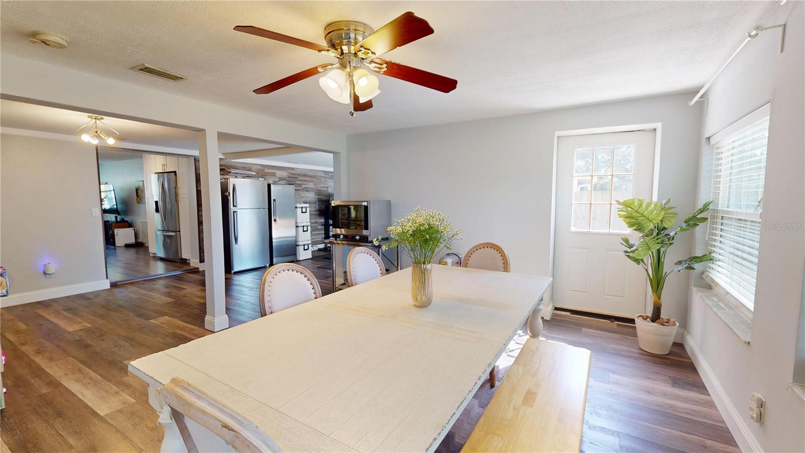 DUNEDIN ISLES COUNTRY CLUB - Residential