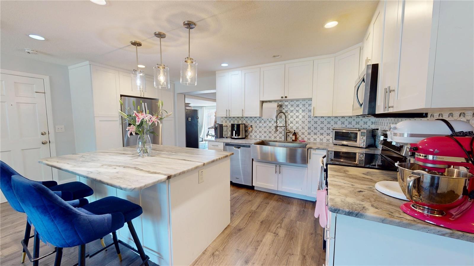 DUNEDIN ISLES COUNTRY CLUB - Residential