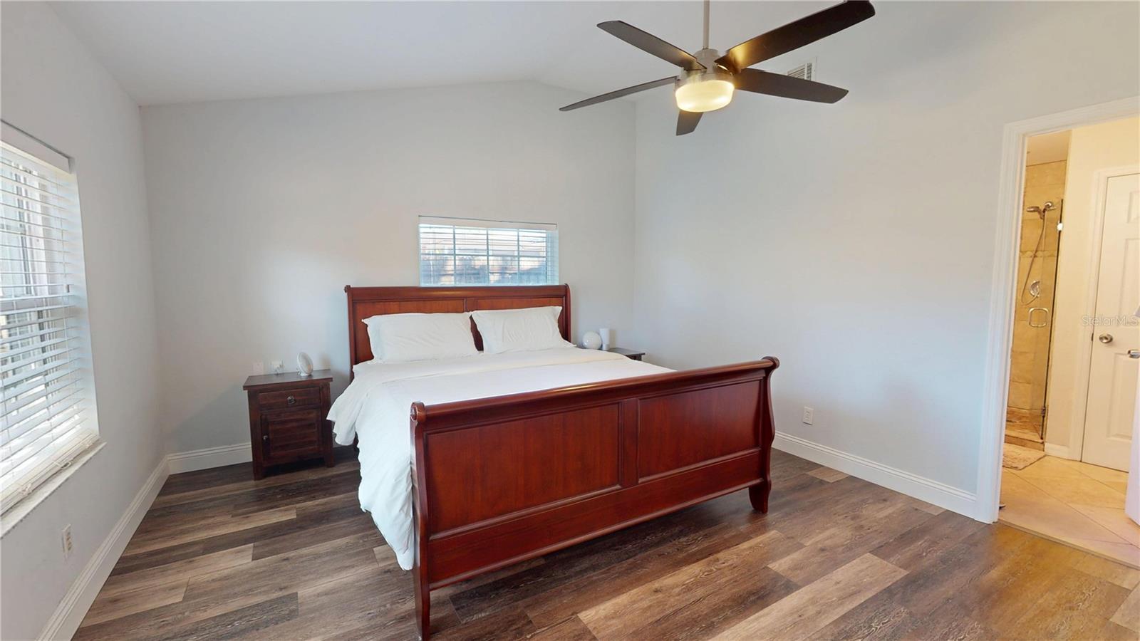 DUNEDIN ISLES COUNTRY CLUB - Residential