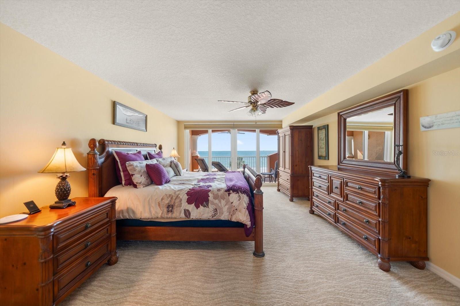 LA CONTESSA CONDO - Residential