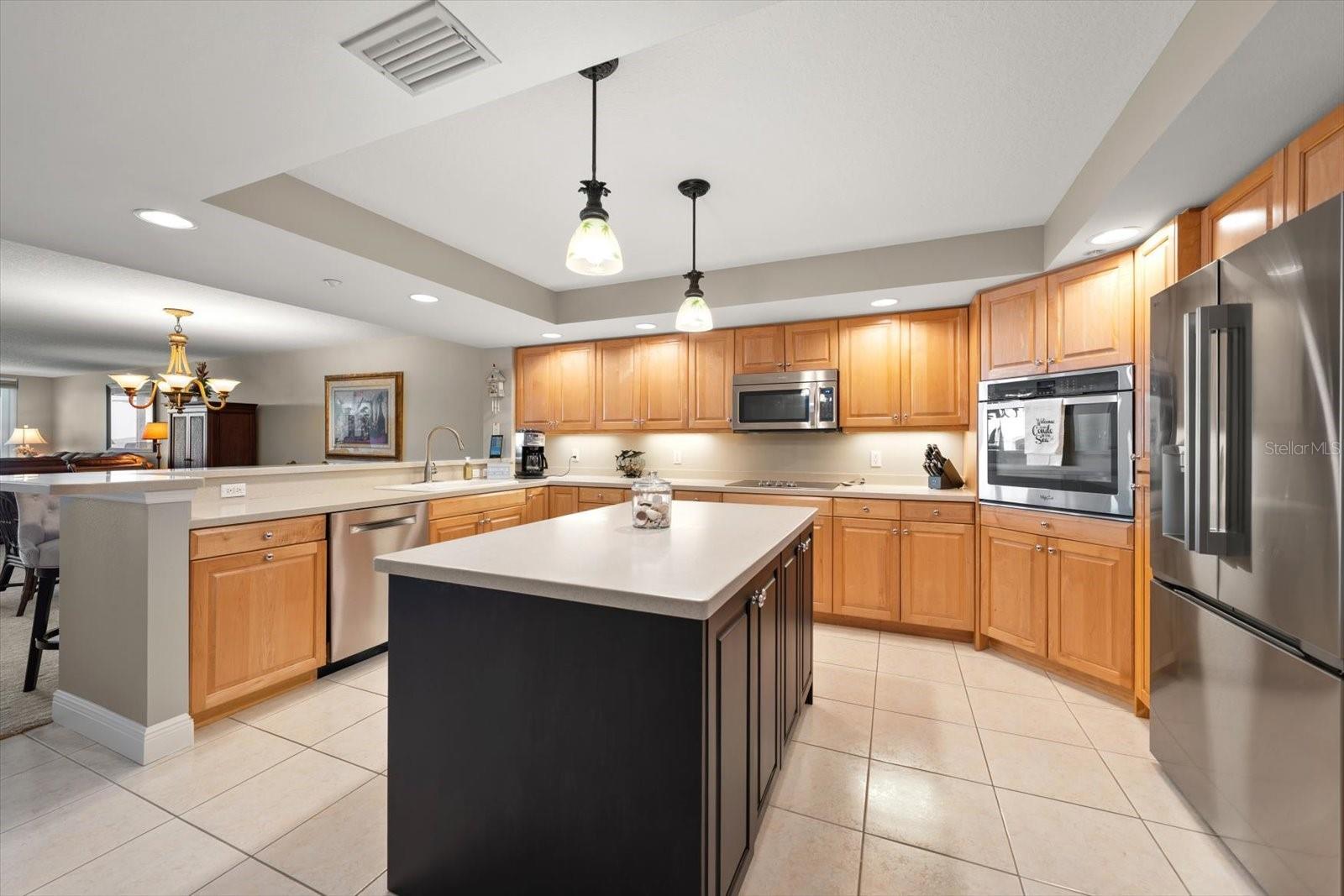 LA CONTESSA CONDO - Residential