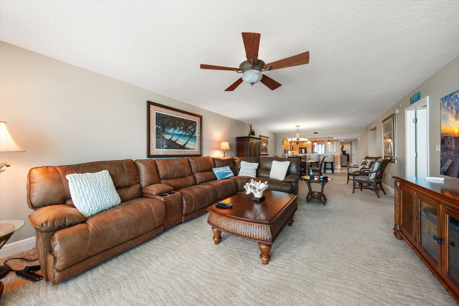 LA CONTESSA CONDO - Residential