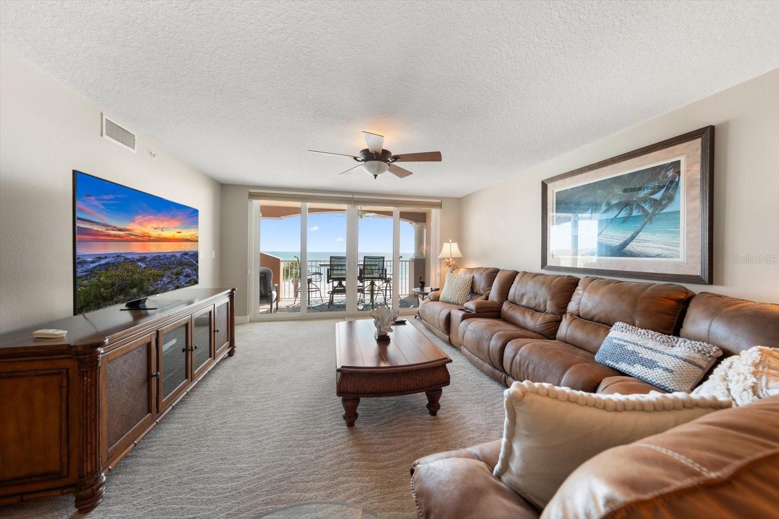 LA CONTESSA CONDO - Residential
