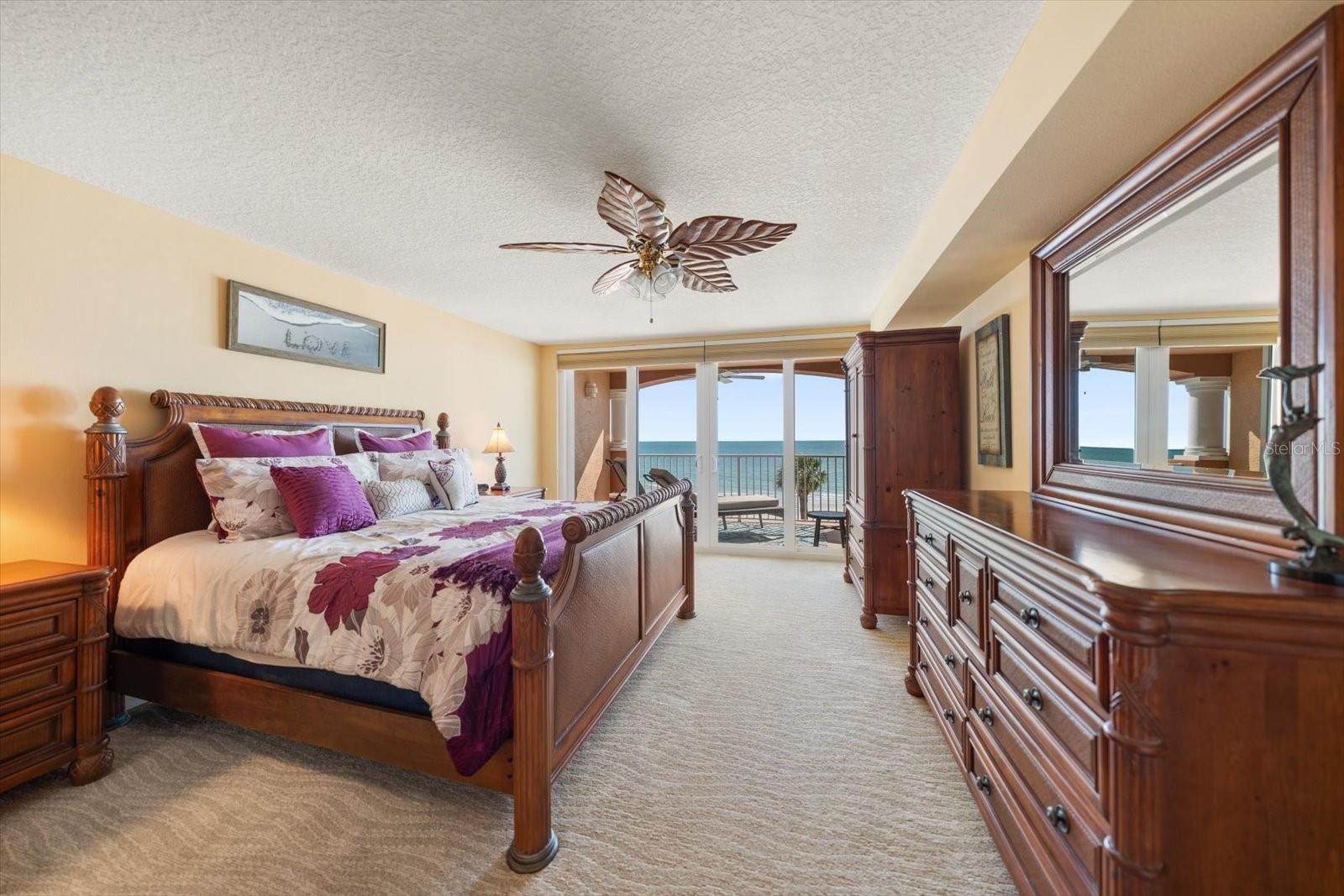 LA CONTESSA CONDO - Residential