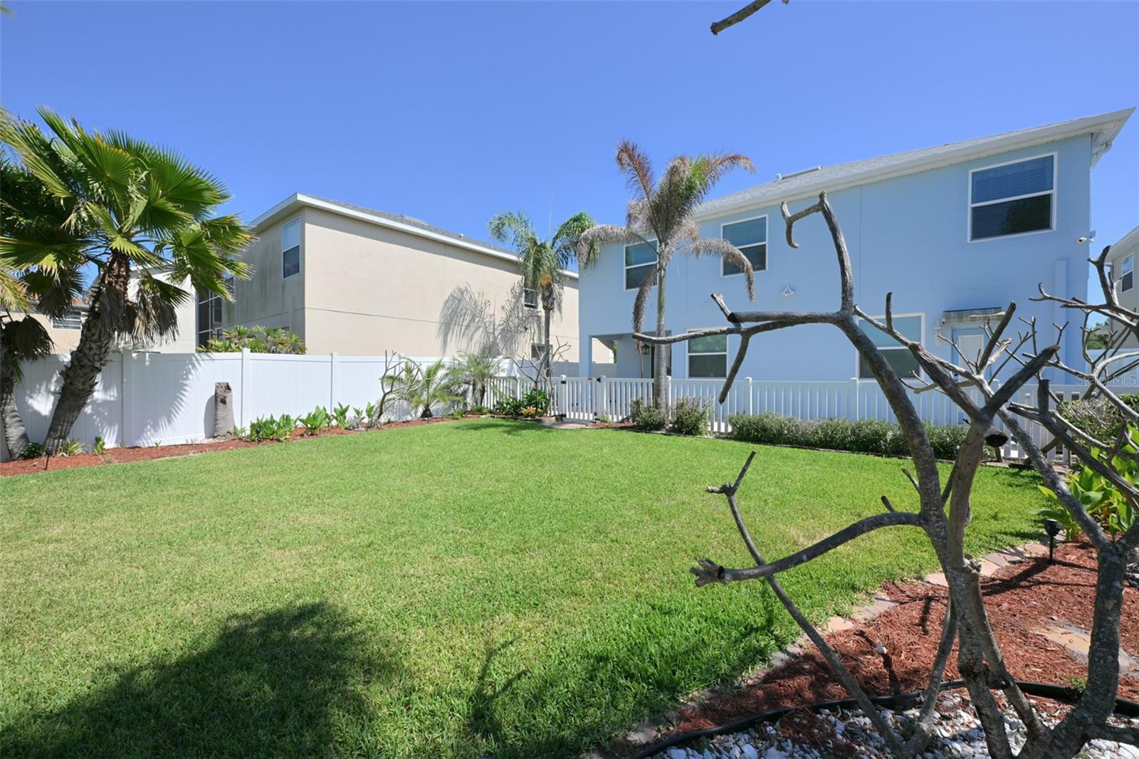 SOUTH BAY LAKES UNIT 1 - Residential