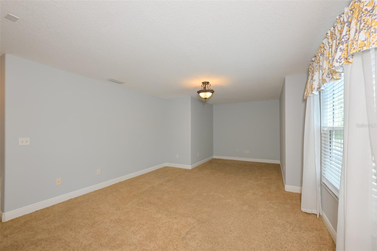 SOUTH BAY LAKES UNIT 1 - Residential