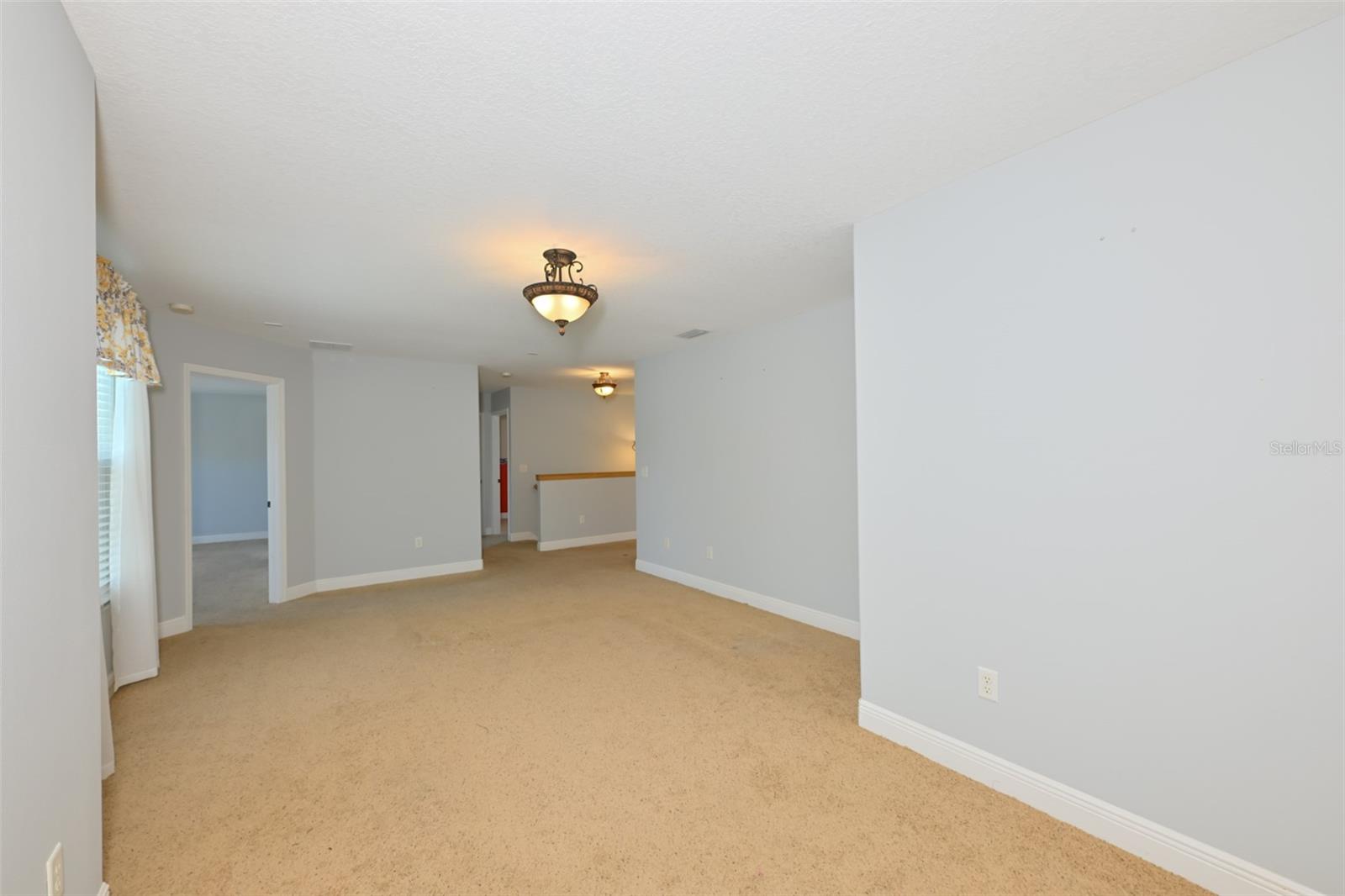 SOUTH BAY LAKES UNIT 1 - Residential