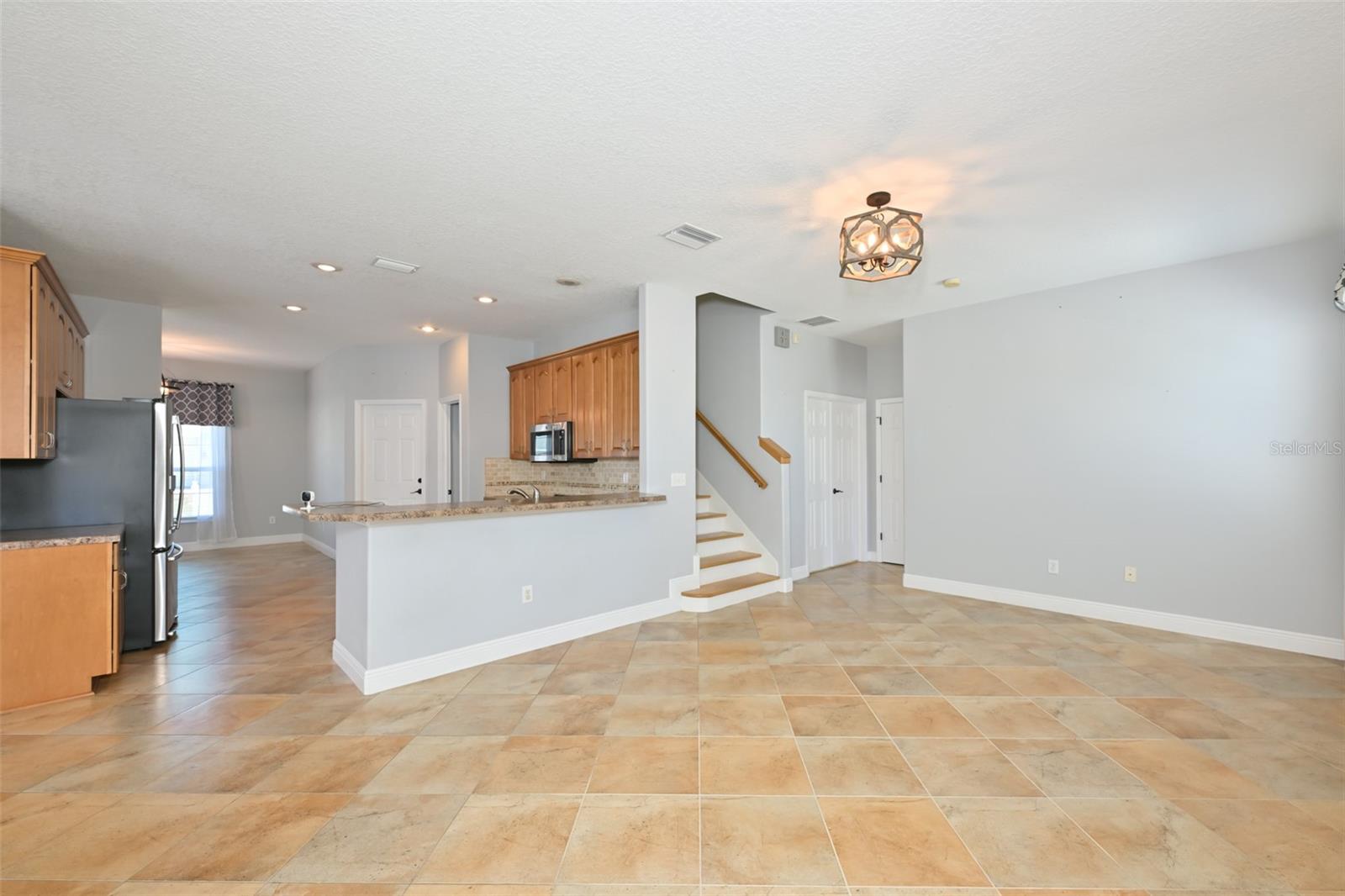 SOUTH BAY LAKES UNIT 1 - Residential