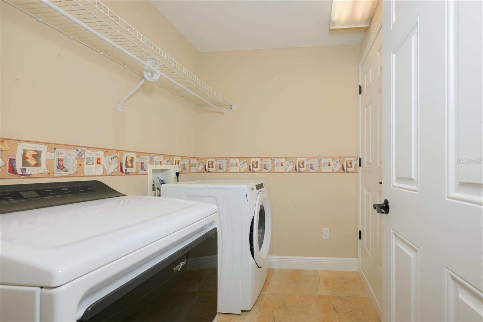 SOUTH BAY LAKES UNIT 1 - Residential