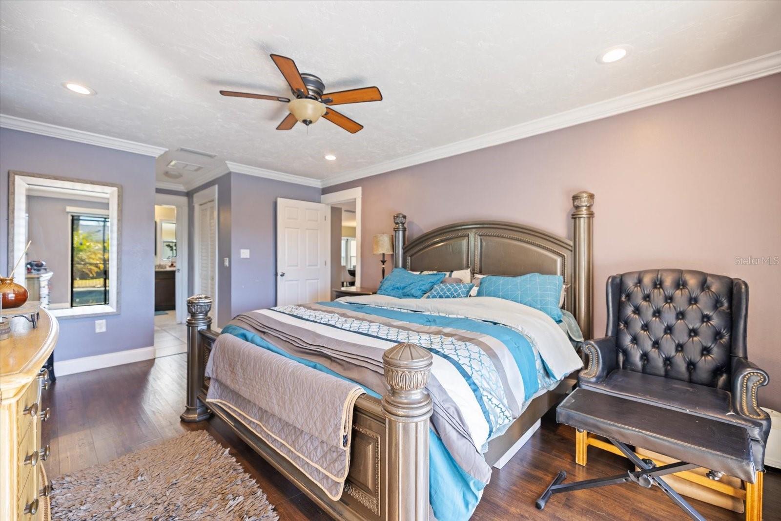 VENICE GARDENS - Residential