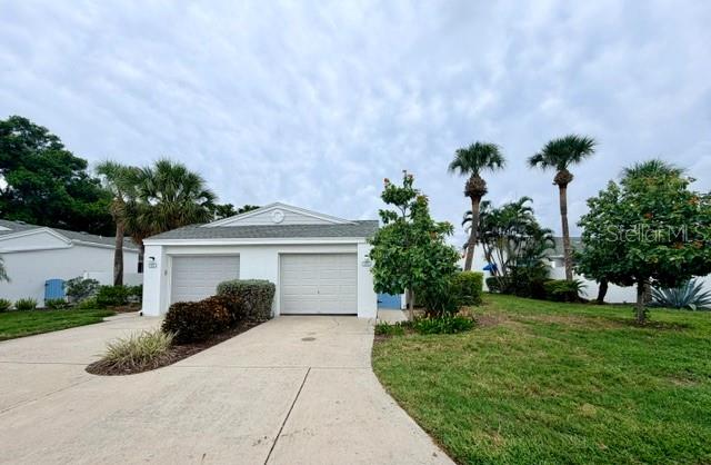 950 WATERSIDE LANE