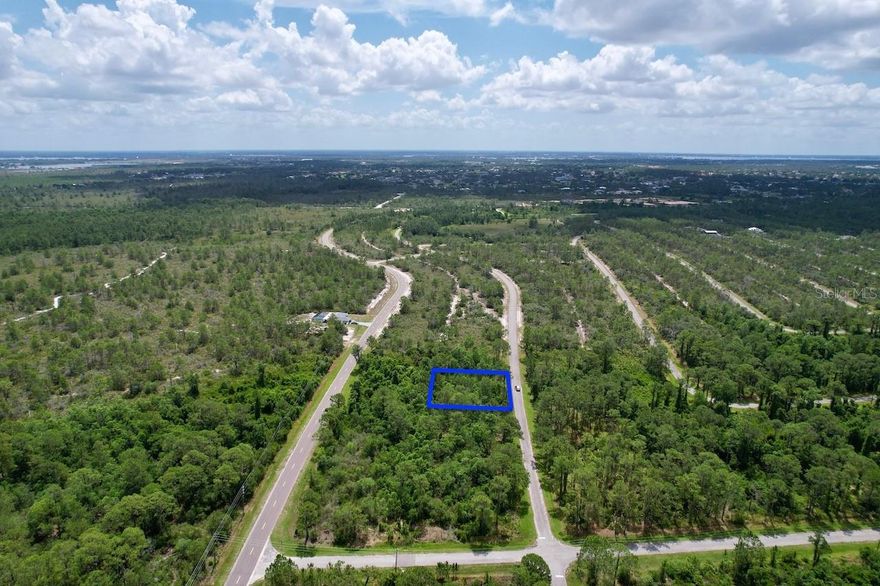 Nestled within the Sun N Lake community in Sebring, this nearly 10,000-square-foot lot is perfect to build your dream home on. Enjoy community living without the hassle of a homeowners' association. Sun N Lake offers many amenities that residents can enjoy, but some features do require paid membership. The property is also conveniently located in class proximity to schools, and dining, and is located about 4 miles from AdventHeatlh Hospital.