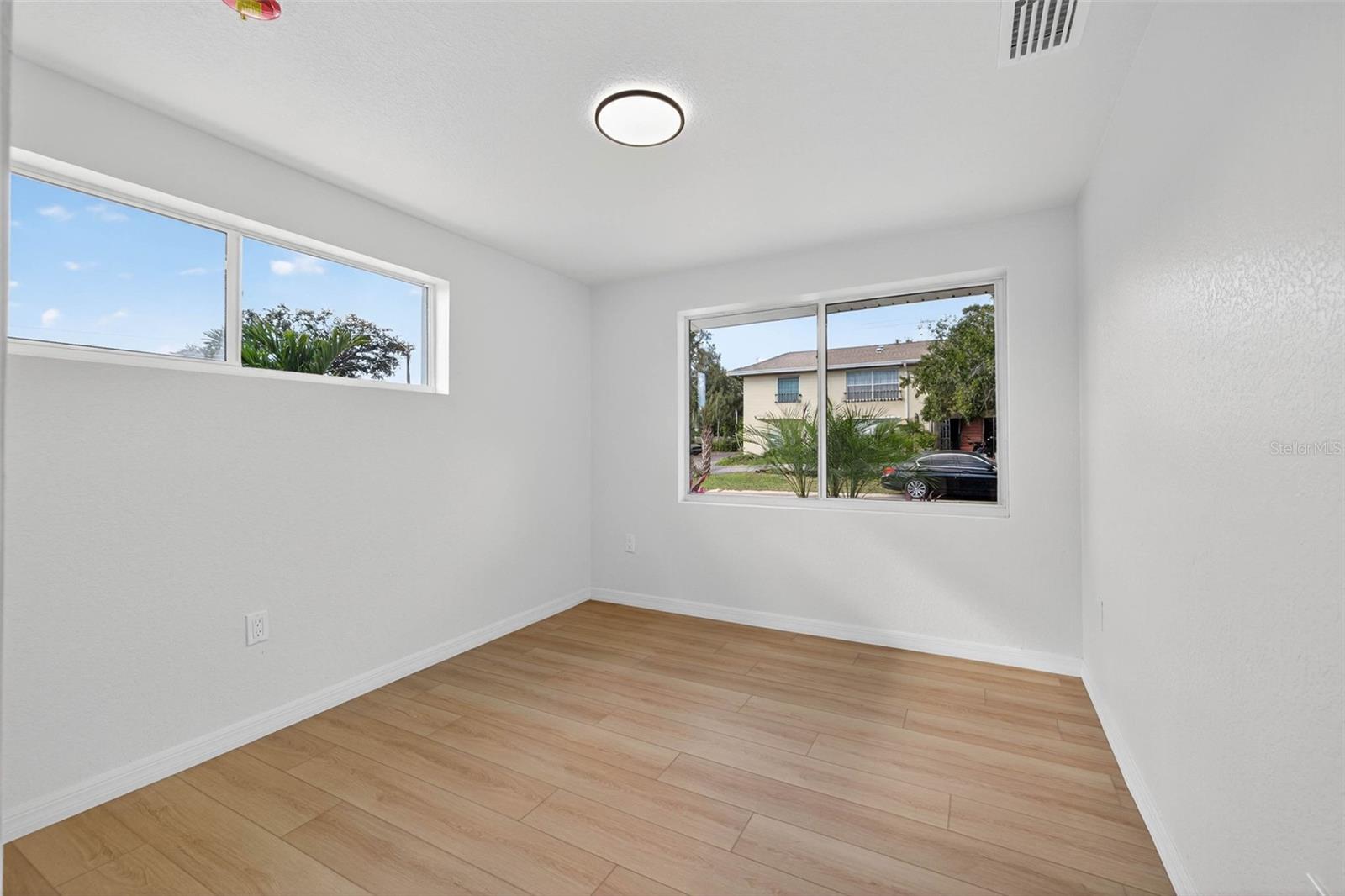 PASADENA PARK - Residential