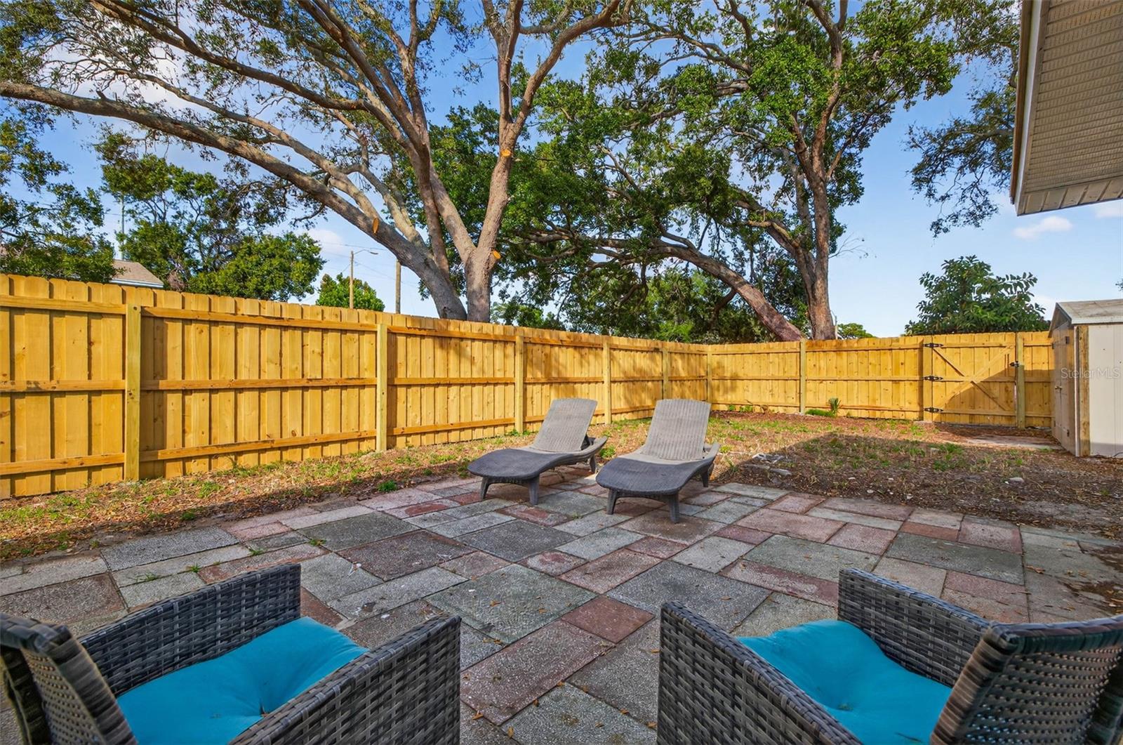 PASADENA PARK - Residential