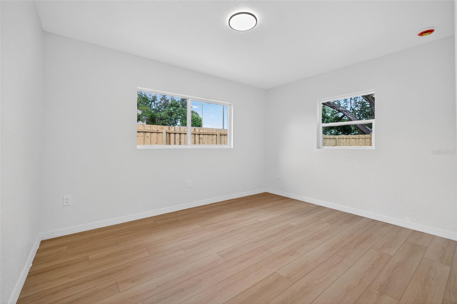 PASADENA PARK - Residential