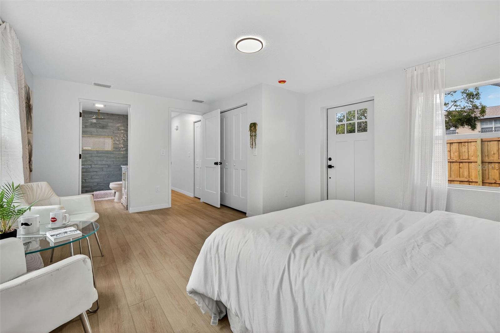 PASADENA PARK - Residential
