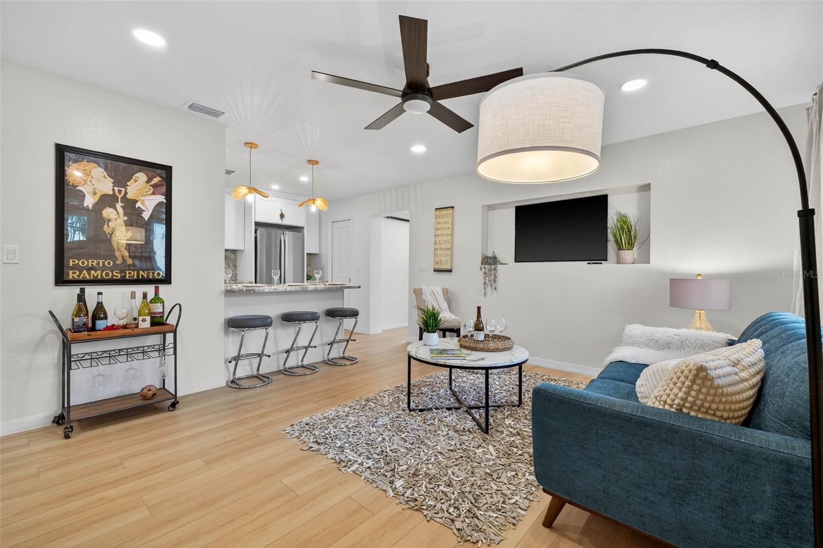 PASADENA PARK - Residential