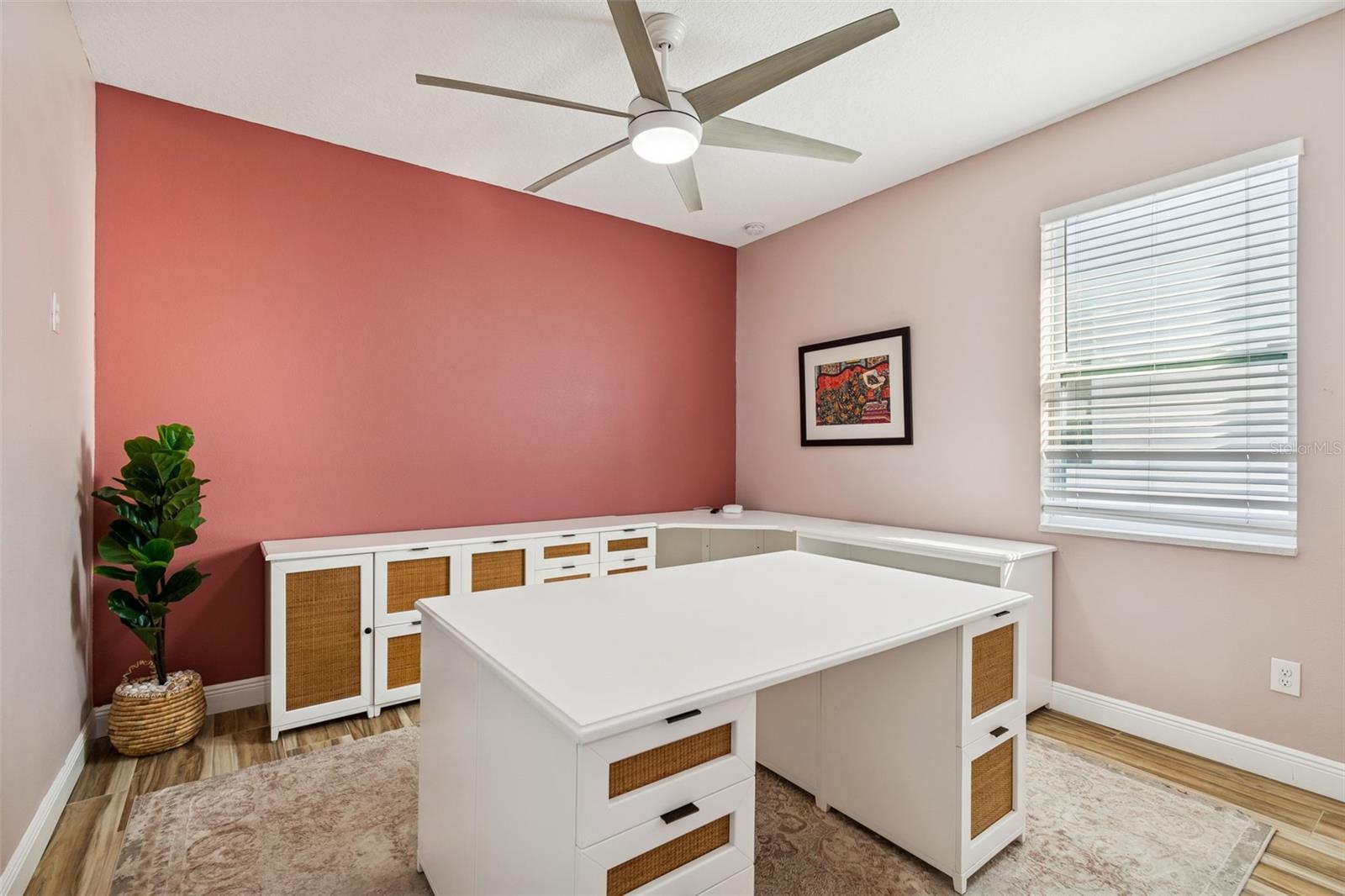 INTERBAY - Residential