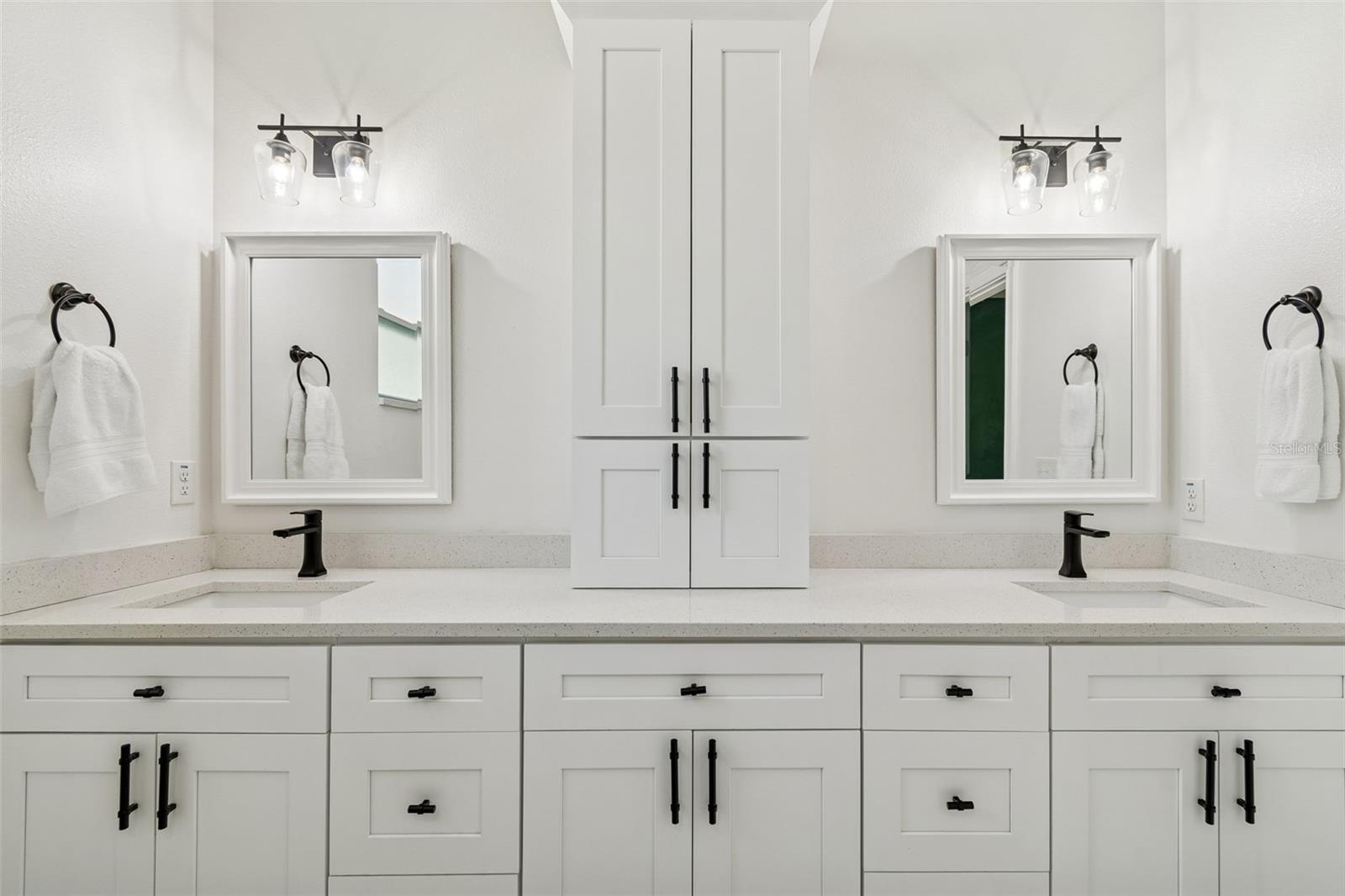 INTERBAY - Residential