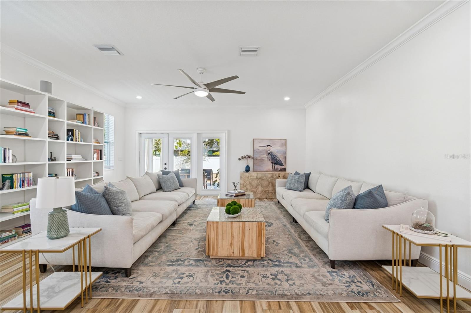 INTERBAY - Residential