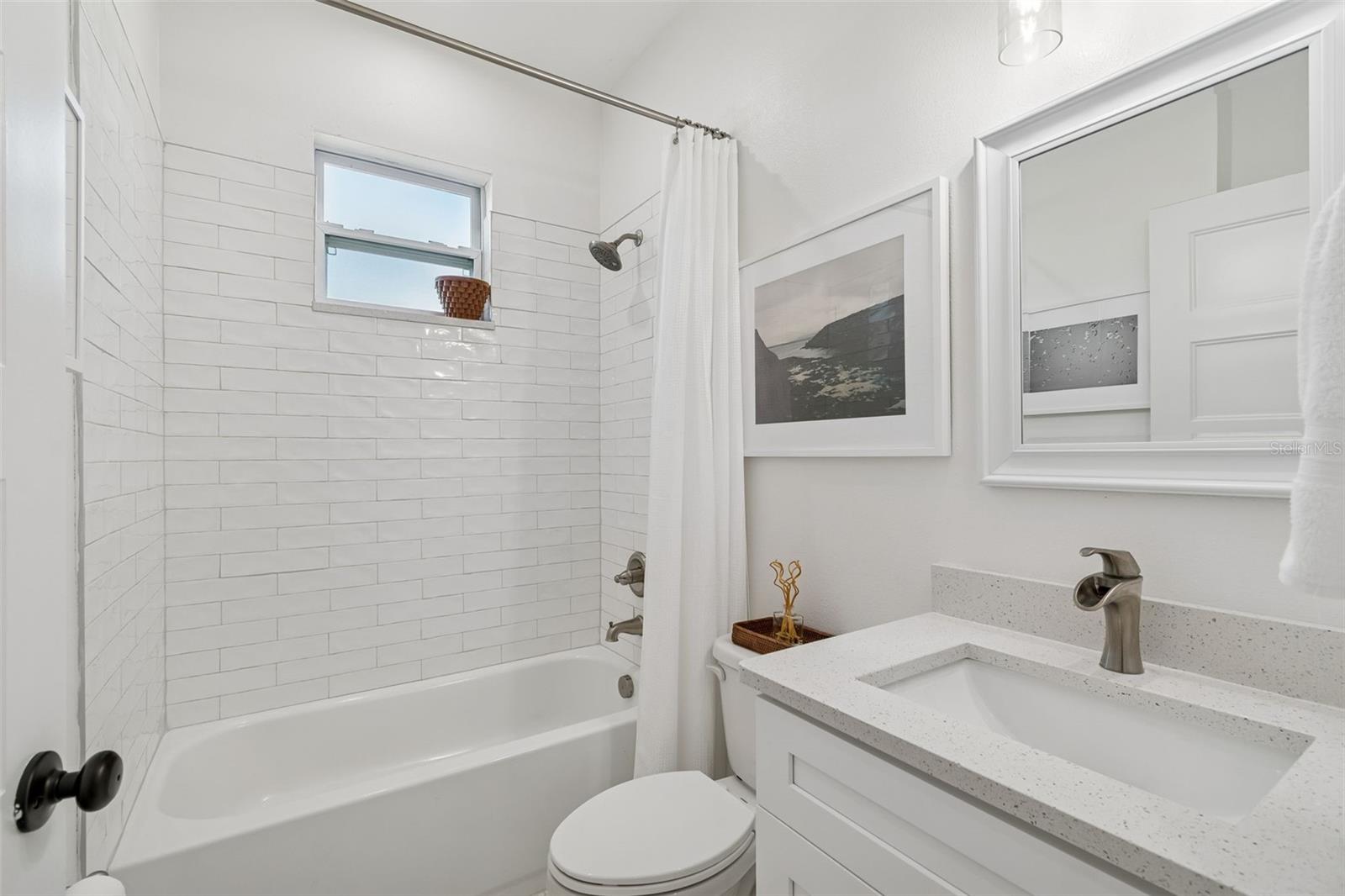 INTERBAY - Residential