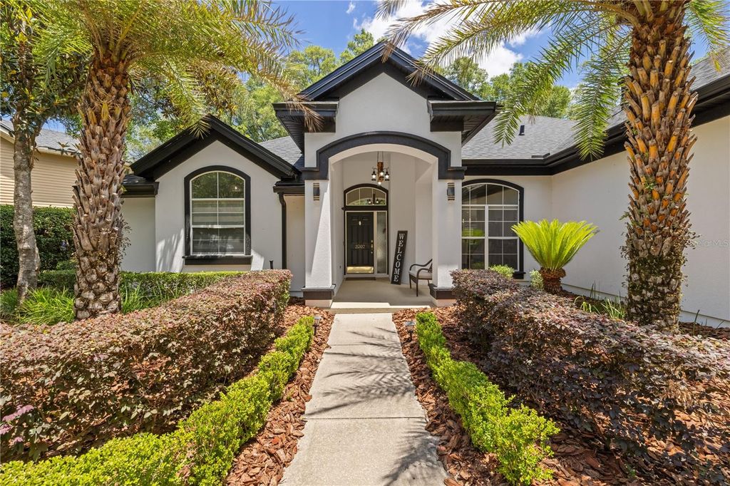 Photo of 3207 SW 98th Drive, Gainesville, FL 32608 (MLS # GC539272)
