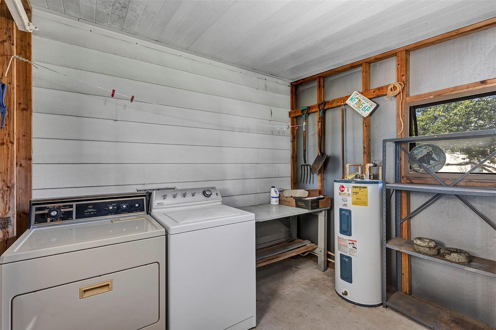 LADY LAKE ORANGE BLOSSOM GARDENS UNIT 09 - Residential