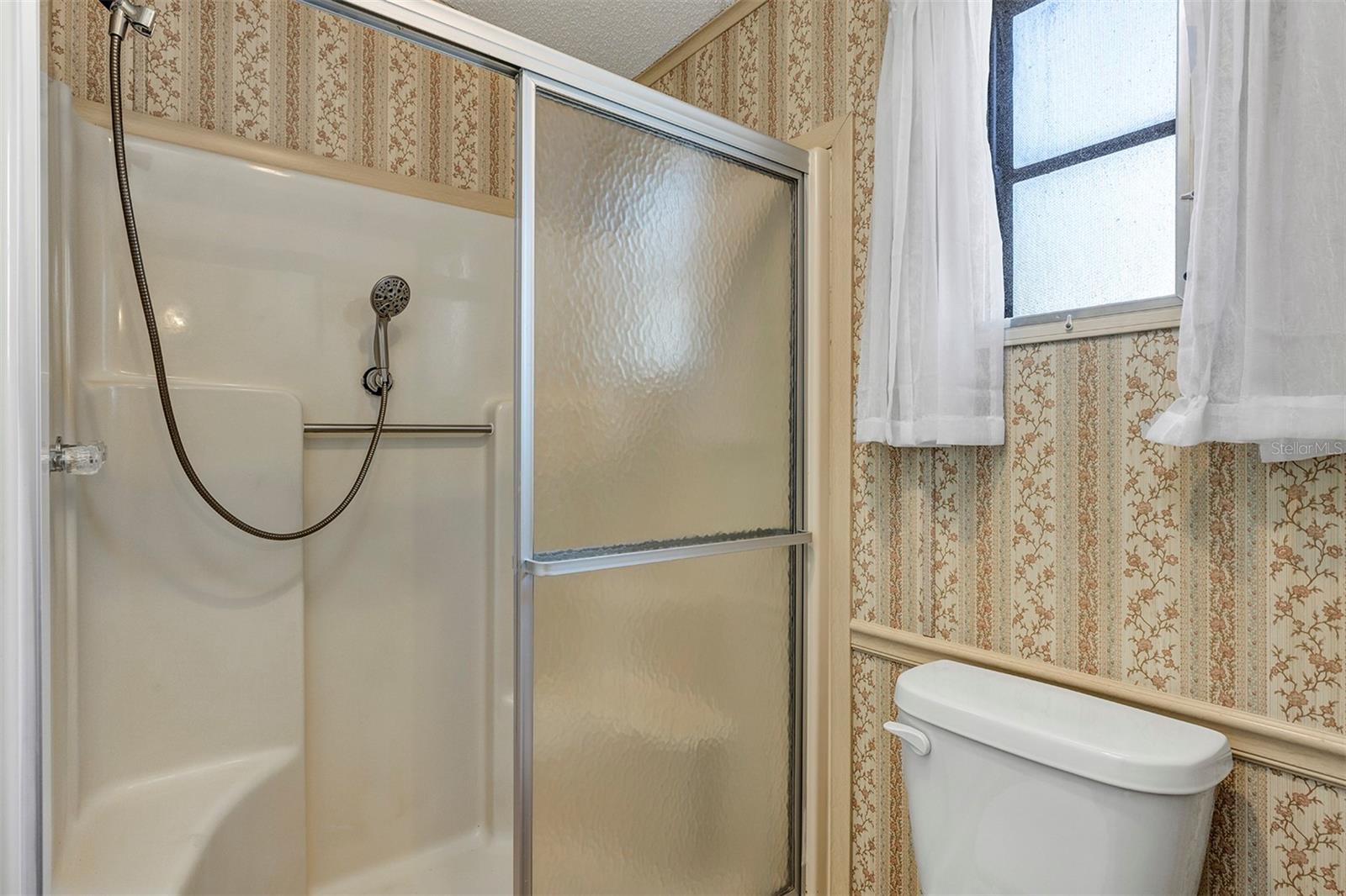 LADY LAKE ORANGE BLOSSOM GARDENS UNIT 09 - Residential