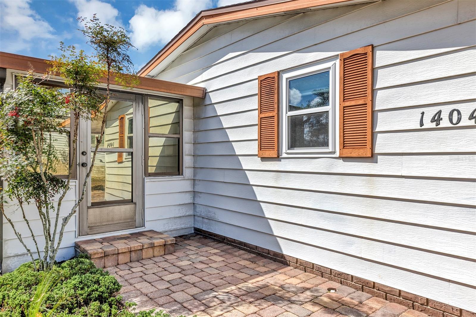 1404 PLANTATION DRIVE