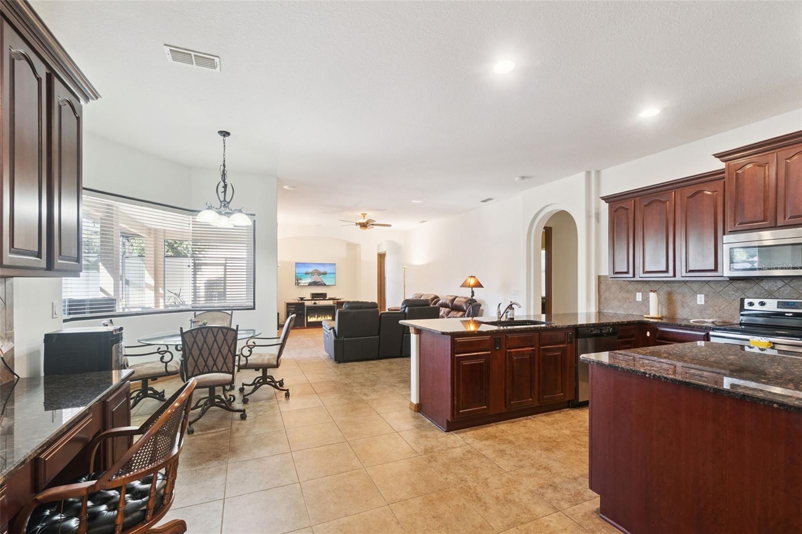 WEKIVA SPGS ESTATES - Residential