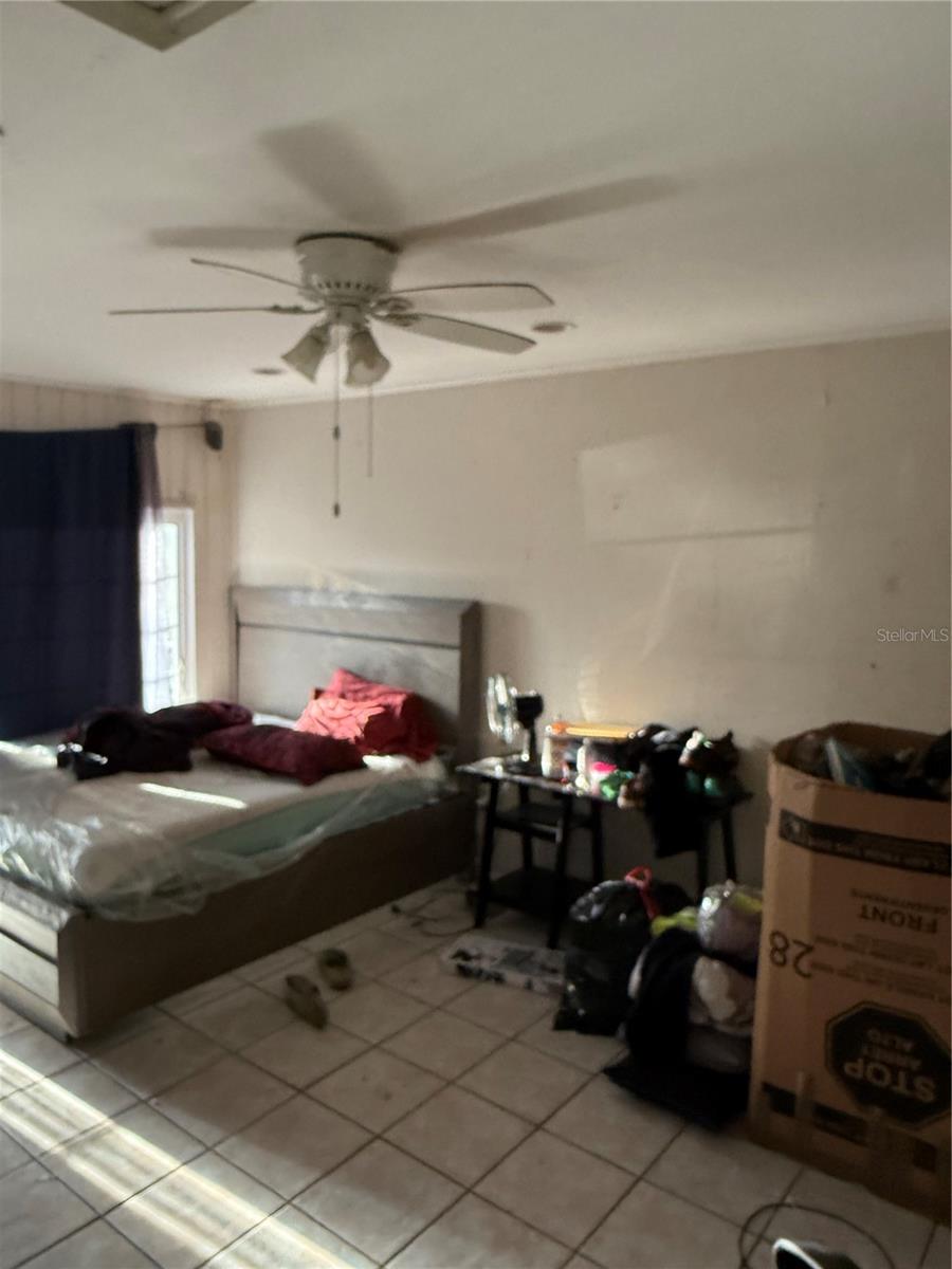 HIGHLAND GROVE ESTATES - Residential