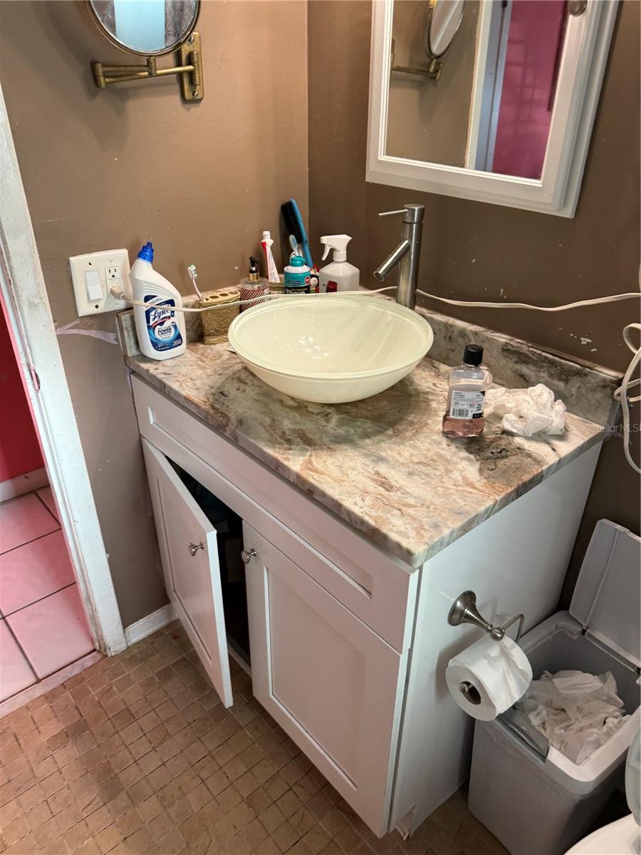 HIGHLAND GROVE ESTATES - Residential