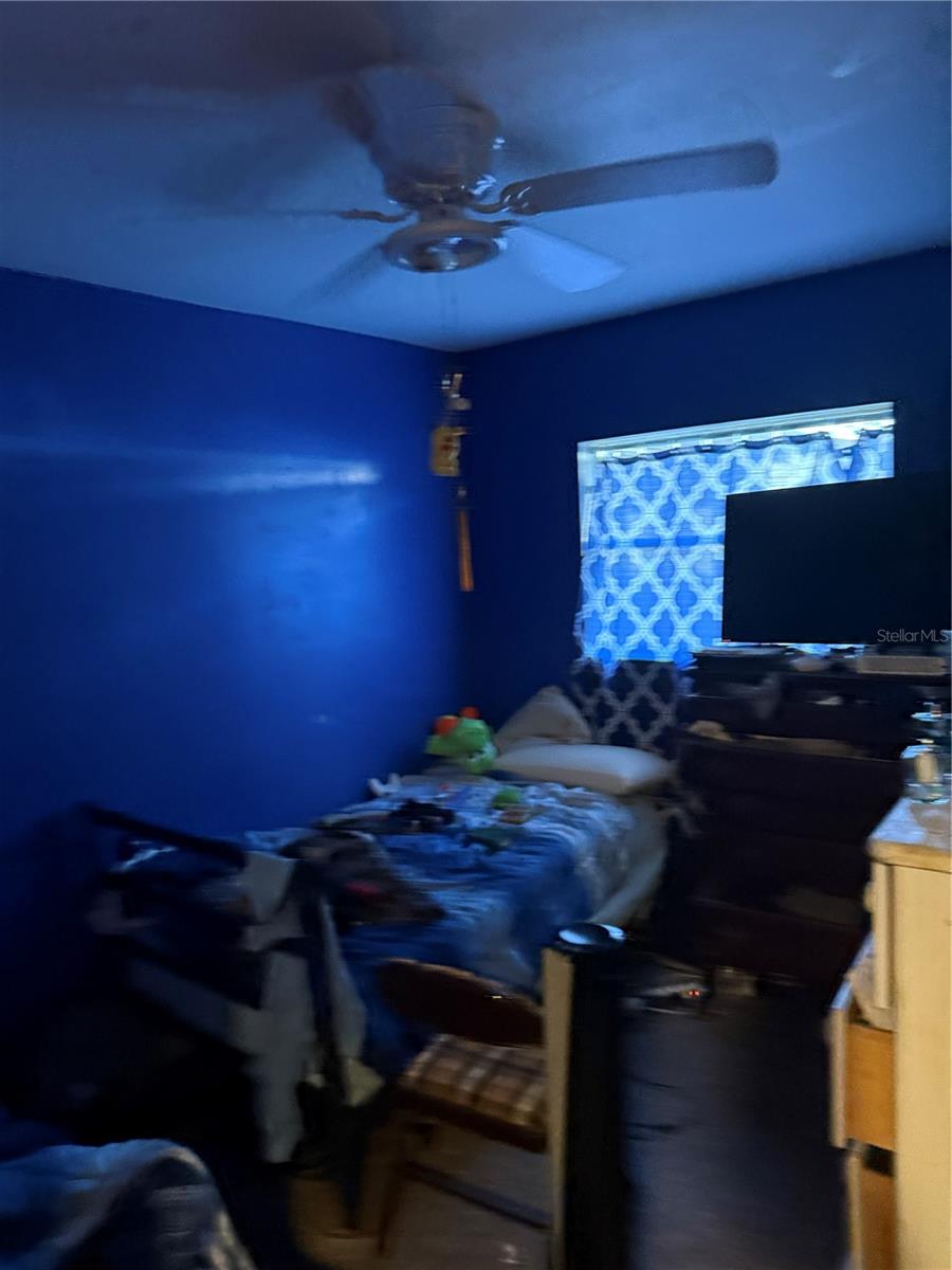 HIGHLAND GROVE ESTATES - Residential