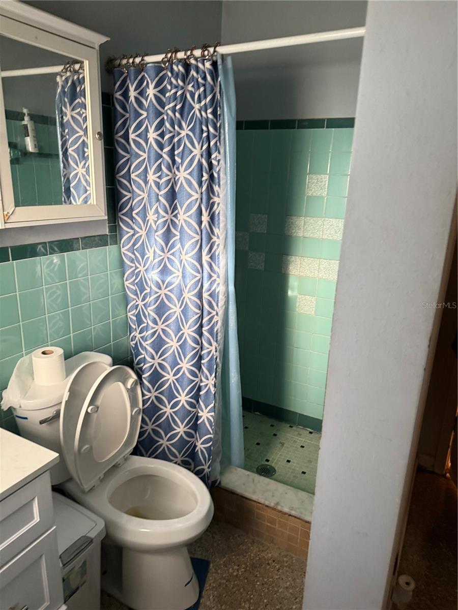 HIGHLAND GROVE ESTATES - Residential