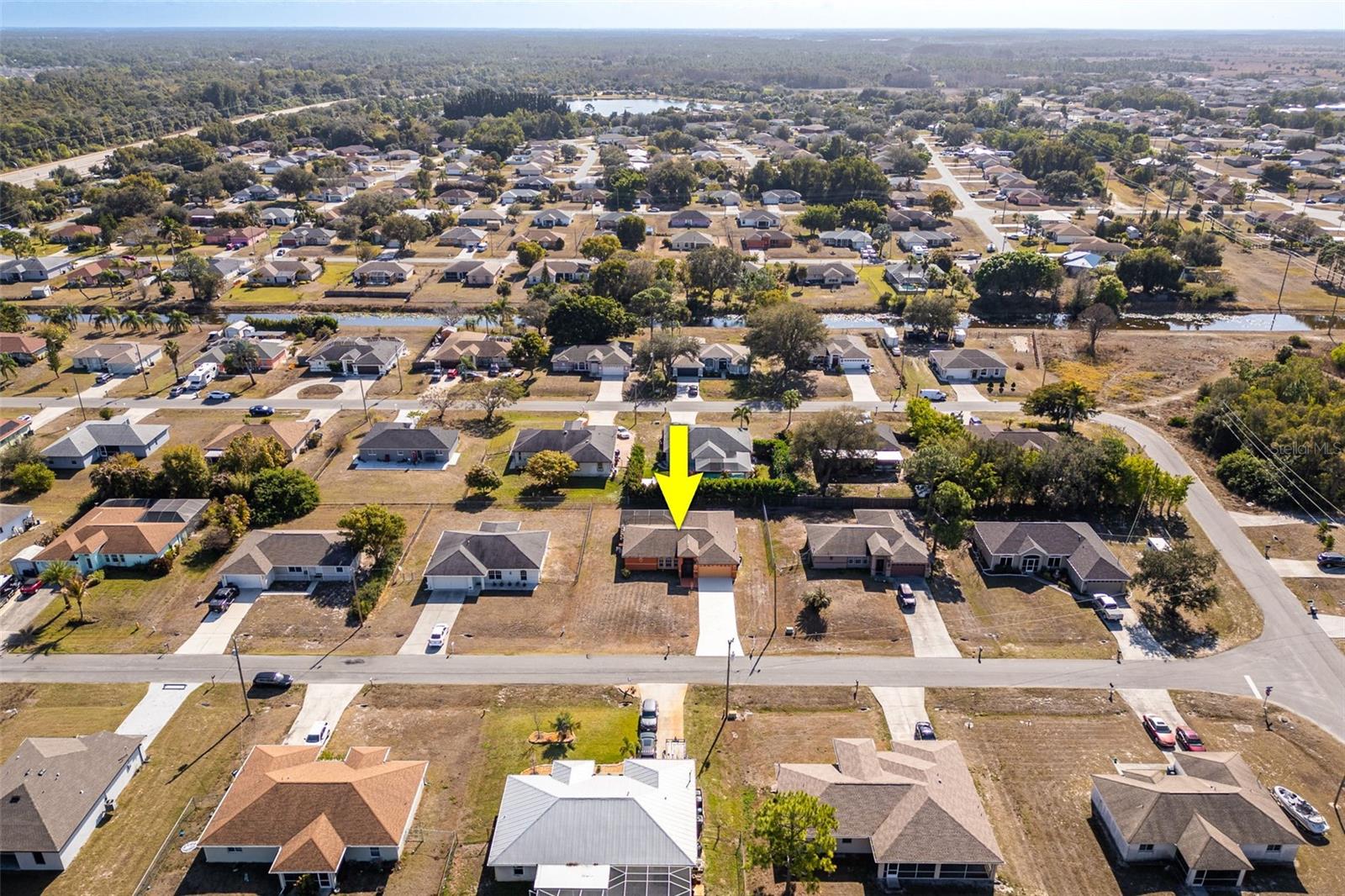 MIRROR LAKES - Residential