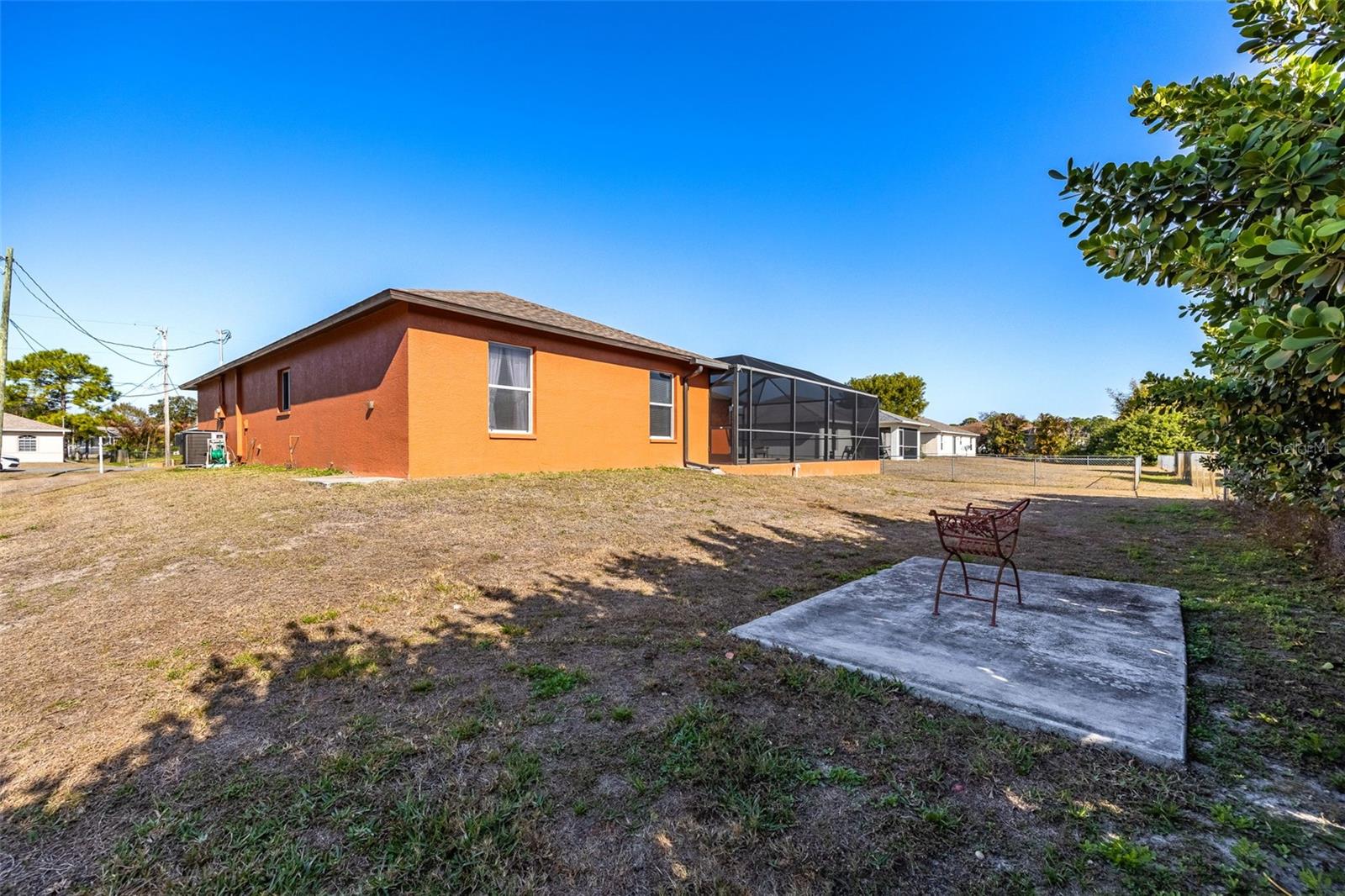 MIRROR LAKES - Residential