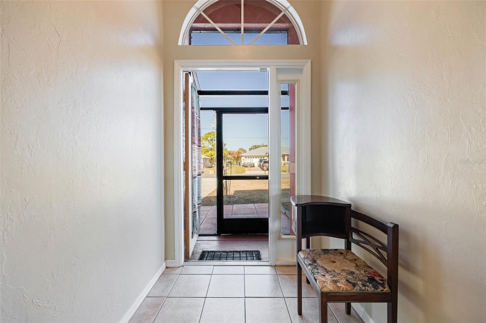 MIRROR LAKES - Residential