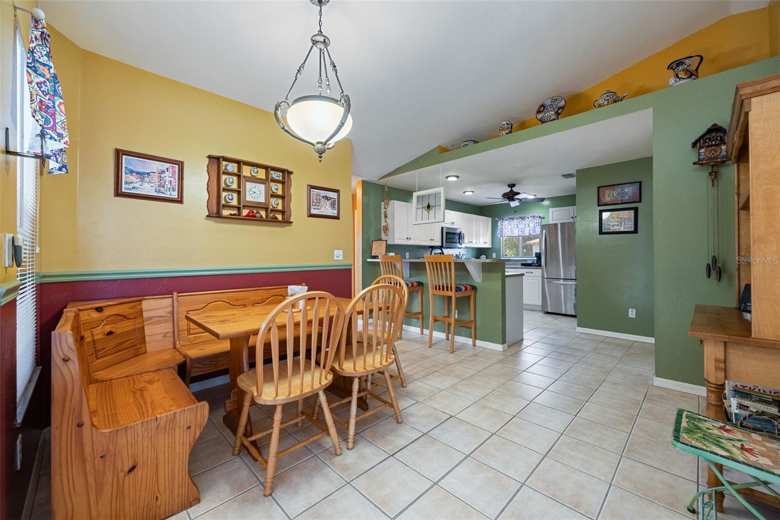 MIRROR LAKES - Residential