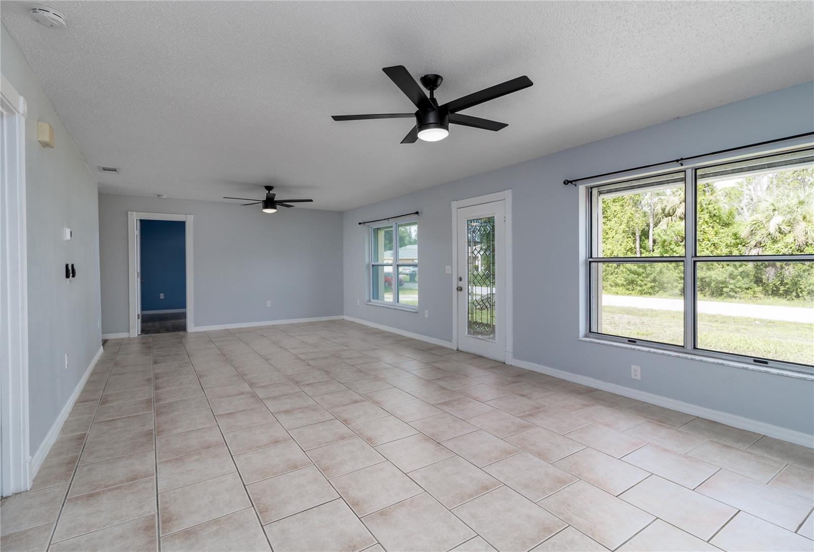 PORT CHARLOTTE SUB 06 - Residential Lease